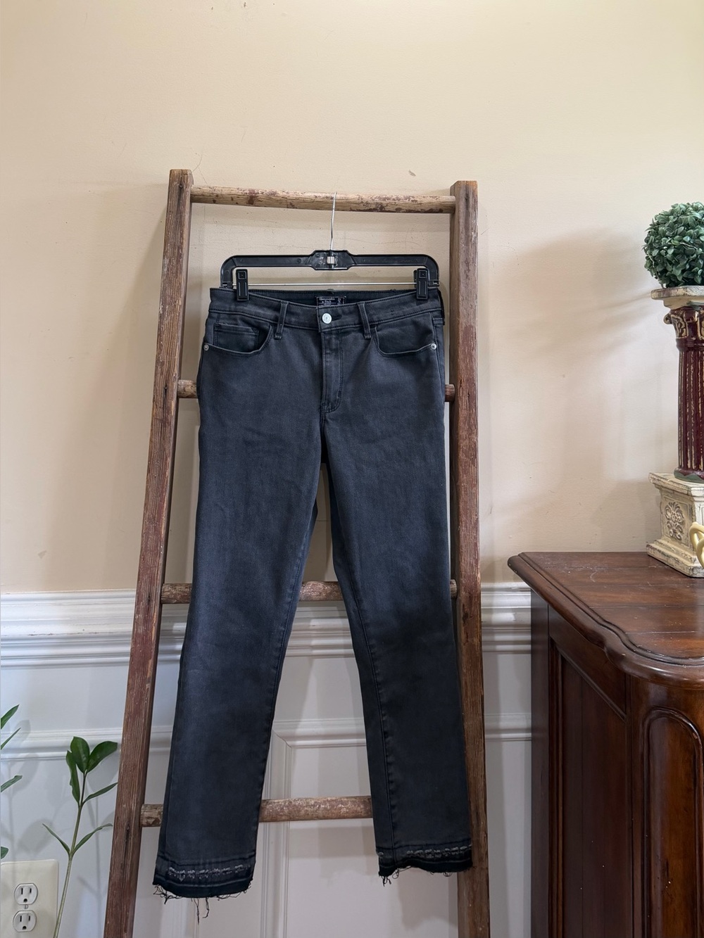 Abercrombie & Fitch Mid Rise Super Skinny Jeans Ankle with Frayed Hem